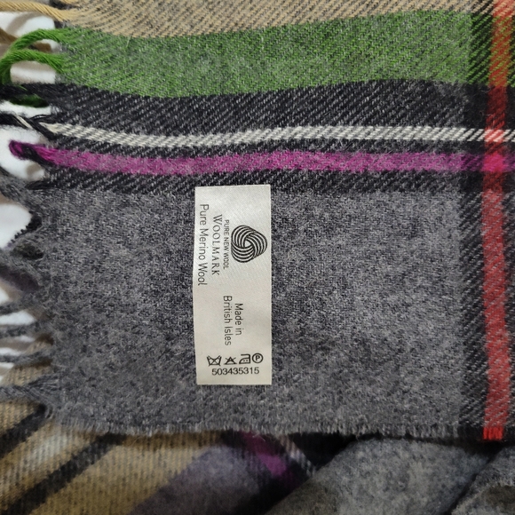 Bronte scarf/wrap - Picture 4 of 6